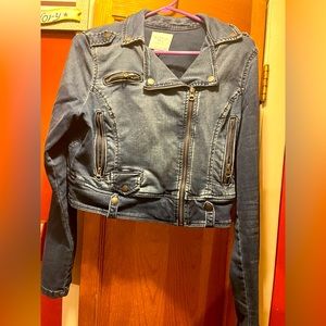 Torrid Cropped Jean Jacket Size 00